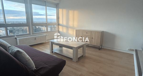 Location Studio meublé 31.07 m² - Niort 79000