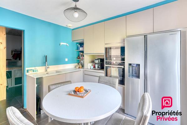 Coup de coeur assuré - Maison  6 pièces 196 m²