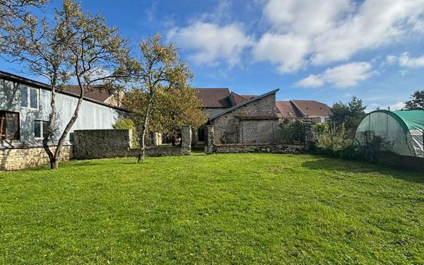 Maison à vendre    4 pièces •  Neufchâteau