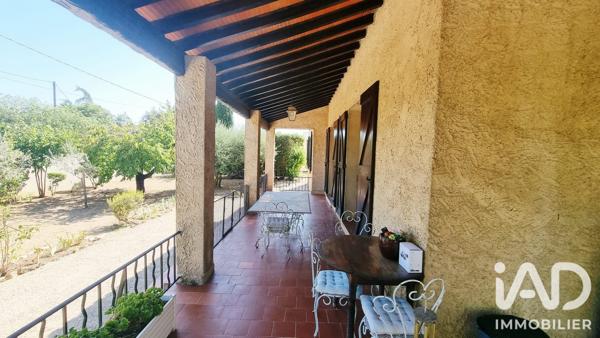 Maison à vendre 4 pièces 110 m² Saint-Maximin-la-Sainte-Baume