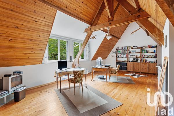 Maison à vendre 8 pièces 204 m² Saint-Étienne-de-Montluc