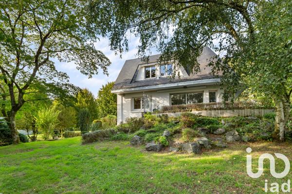 Maison à vendre 8 pièces 204 m² Saint-Étienne-de-Montluc