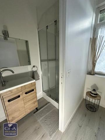 Appartement à louer 2 pièces 22.82m² Maubeuge (59600)