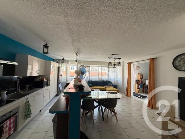 Appartement F3 à vendre  3 pièces - 75,50 m 2   AURILLAC  - 15