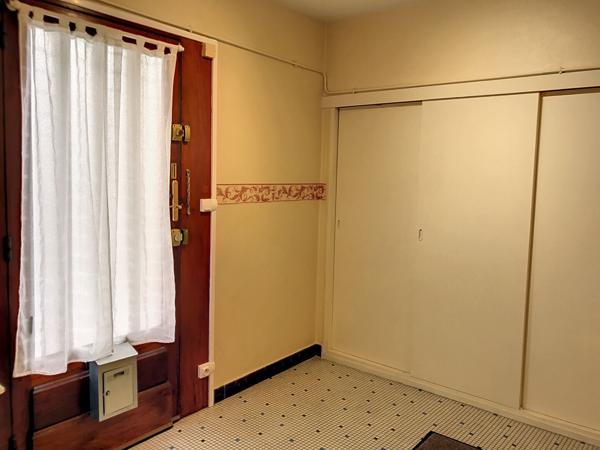 Sainte-Foy-la-Grande, appartement 4 pièces à pied de toutes commodités