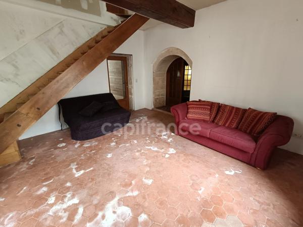 A vendre SENNECEY LE GRAND MAISON de 136 m² - DEPENDANCE ET ATELIER DE 262 m²