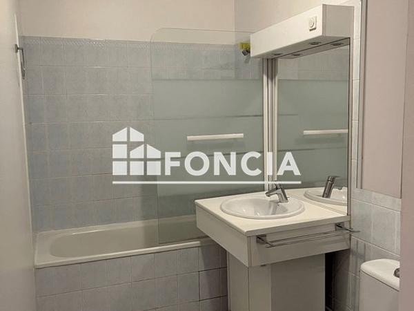 Location Appartement 4 pièces 103.3 m² - 15 RUE ROBERT SCHUMAN Rouen 76000