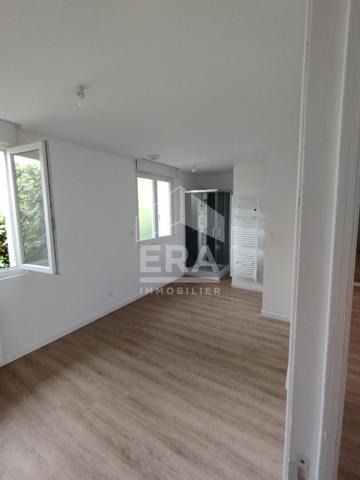 Grand Duplex Familial Climatisé - 95 m² - Centre-ville de Sainte-Foy-la-Grande