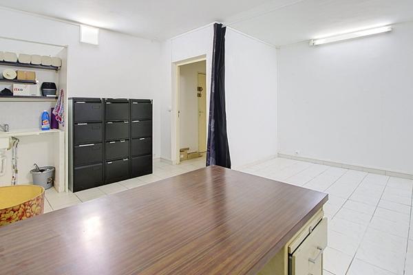 À VENDRE EN EXCLUSIVITE - Local Commerce/Bureaux/Habitation de 66 m²  Salernes