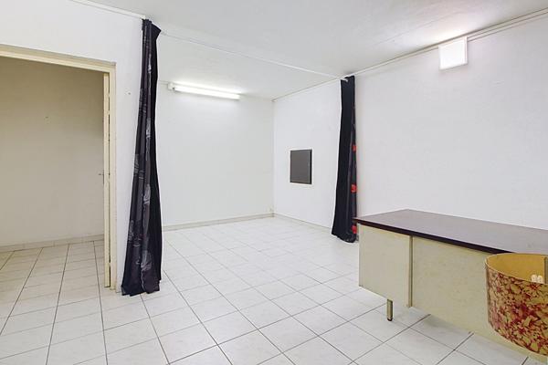 À VENDRE EN EXCLUSIVITE - Local Commerce/Bureaux/Habitation de 66 m²  Salernes