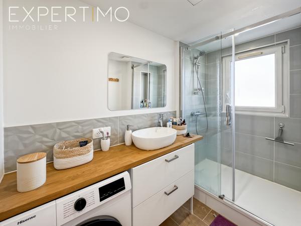 Montpellier (34070) Appartement T3 - Traversant - 70 m2 - Terrasse et vue dégagée !