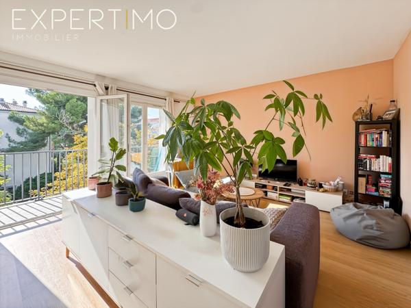 Montpellier (34070) Appartement T3 - Traversant - 70 m2 - Terrasse et vue dégagée !