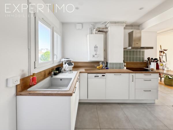 Montpellier (34070) Appartement T3 - Traversant - 70 m2 - Terrasse et vue dégagée !