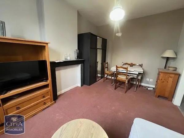 Appartement à louer 1 pièce 23.59m²