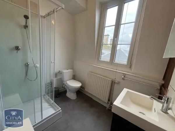Appartement à louer 1 pièce 23.59m²