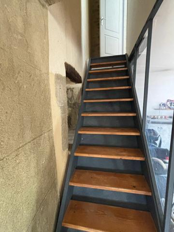 Appartement à louer    3 pièces • 65 m2 Saint-Paul-Trois-Châteaux