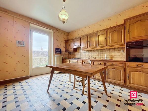 Belle maison de village à rénover - Centre bourg, au calme - 165 m2