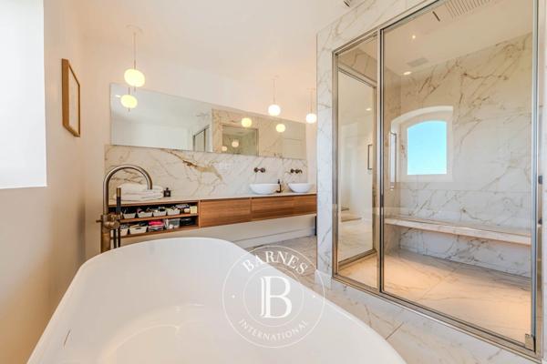 Ménerbes, Maison 6 Chambres -  473 m² à vendre