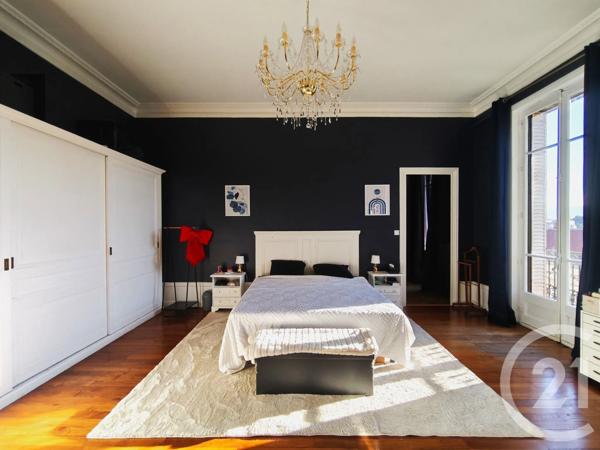 Appartement F6 à vendre  6 pièces - 266 m 2   ROANNE  - 42
