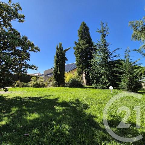 Appartement F6 à vendre  6 pièces - 266 m 2   ROANNE  - 42