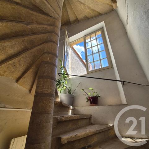 Appartement F6 à vendre  6 pièces - 266 m 2   ROANNE  - 42