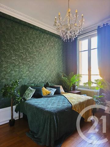 Appartement F6 à vendre  6 pièces - 266 m 2   ROANNE  - 42