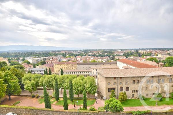 Appartement à vendre  4 pièces - 77,89 m 2   ROMANS SUR ISERE  - 26