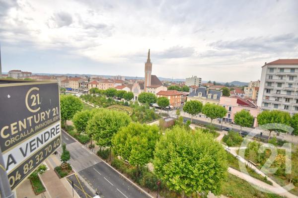 Appartement à vendre  4 pièces - 77,89 m 2   ROMANS SUR ISERE  - 26