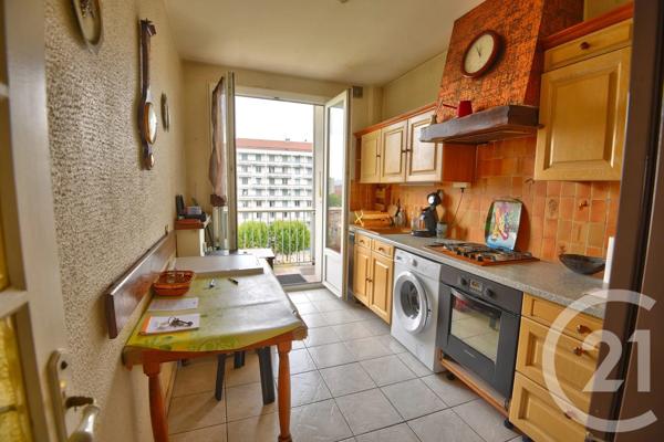 Appartement à vendre  4 pièces - 77,89 m 2   ROMANS SUR ISERE  - 26