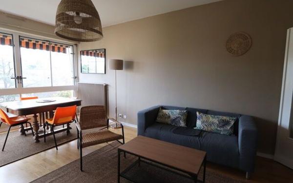 Appartement à louer    3 pièces •  Écully