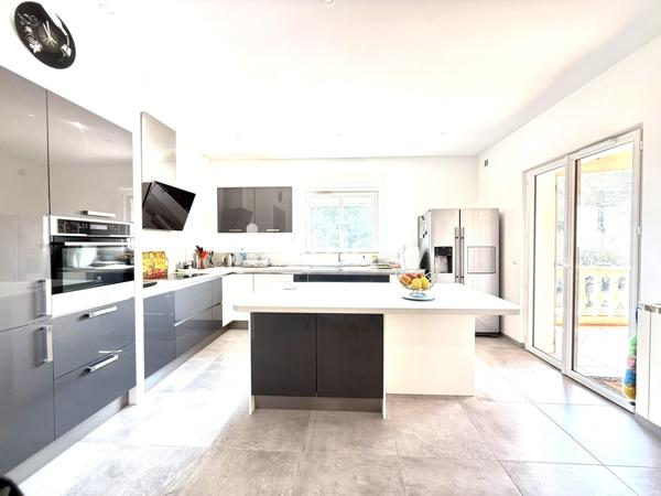 Maison 6 pièces - 159 m²