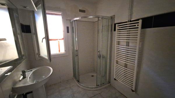 Charmante Maison a Vendre a CREYSSE - Un Ecrin de Tranquillite