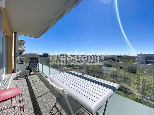 Appartement Bois D Arcy 3 pièce(s) avec terrasse Sud .