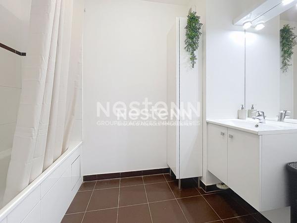 Appartement Bois D Arcy 3 pièce(s) avec terrasse Sud .