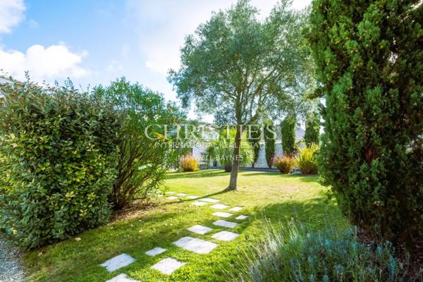 Villa d’architecte 200 m², élégance et intimité au cœur de La Flotte