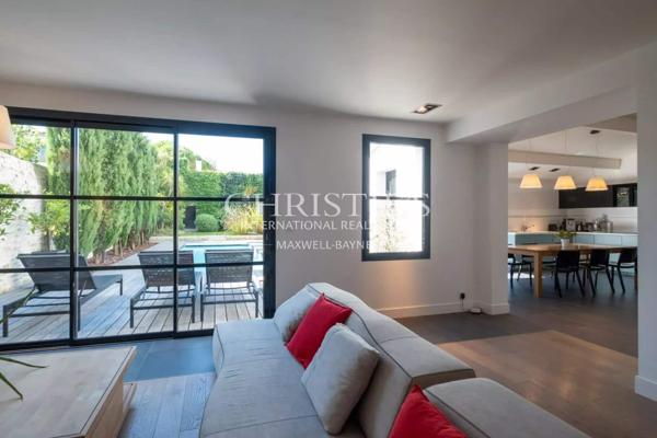 Villa d’architecte 200 m², élégance et intimité au cœur de La Flotte