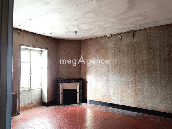 Maison à VIERZON, 18100 - 7 pièces 210m²