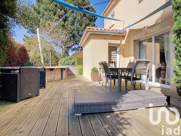 Maison à vendre 8 pièces 180 m² Bouguenais