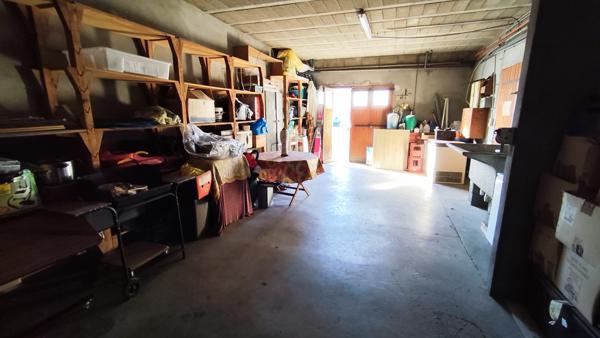 Maison avec espaces garages et atelier – Zone artisanale – Fort potentiel Saint-Martin-de-Valgalgues (30520)