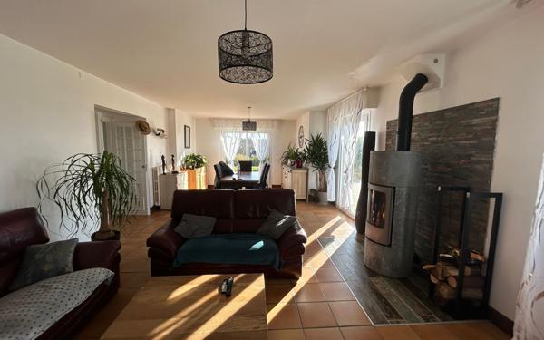 Maison à vendre    5 pièces •  Pleumeur-Bodou