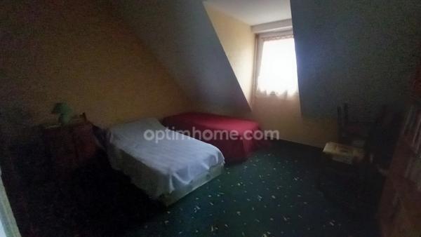 Maison, dépendance, garage et jardin