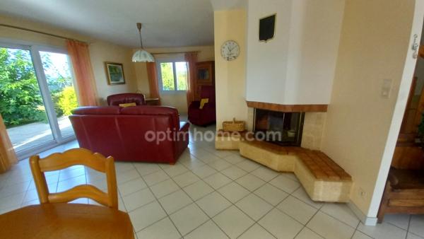 Maison, dépendance, garage et jardin