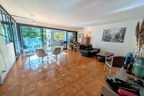 Marseille (13008) Carré d’Or, adresse recherchée — Appartement familial T4 de 116m², terrasse plein sud, parking et cave