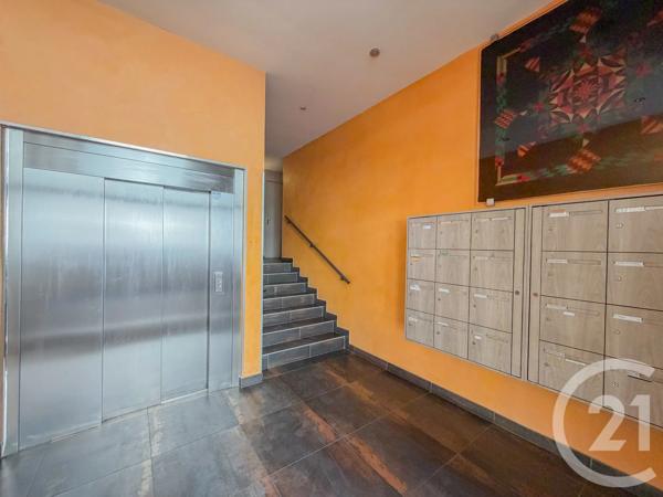 Appartement T3 à vendre  3 pièces - 61,24 m 2   VILLEURBANNE  - 69