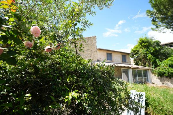 Maison à vendre 10 pièces de 300 m²
