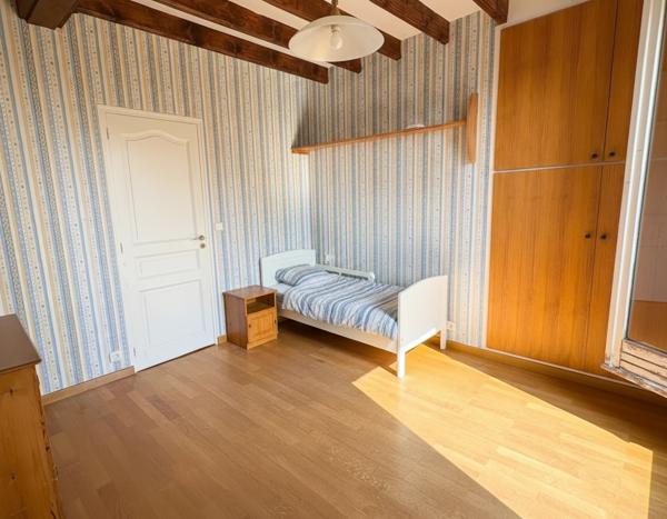 Maison à Verrières-le-Buisson, Centre-ville et 5 chambres- Sous-sol total