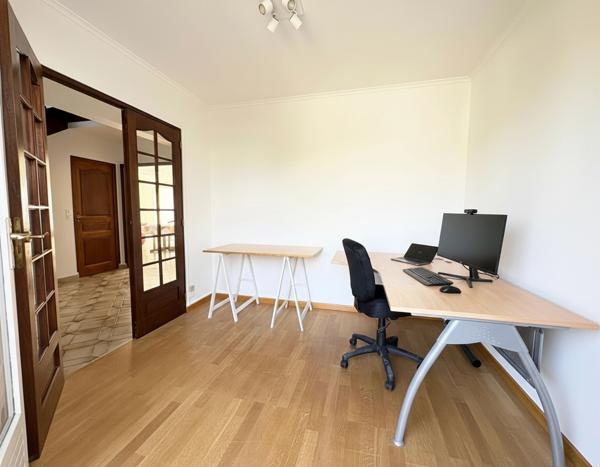 Maison à Verrières-le-Buisson, Centre-ville et 5 chambres- Sous-sol total