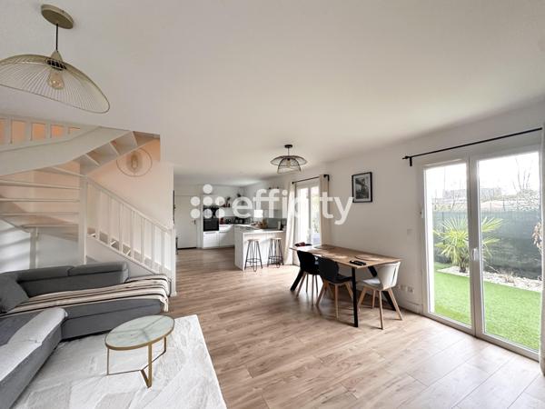 Maison 4 pièces - 91 m² Exclusivité efficity
