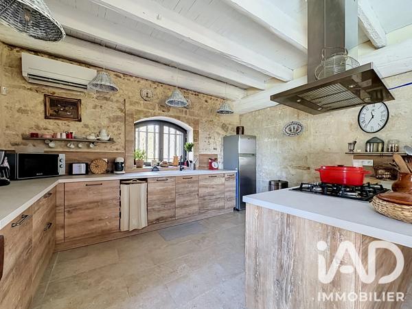 Maison à vendre 5 pièces 170 m² Vauvert