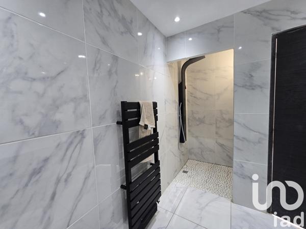 Maison 8 pièces de 194 m² à Lunel (34400)